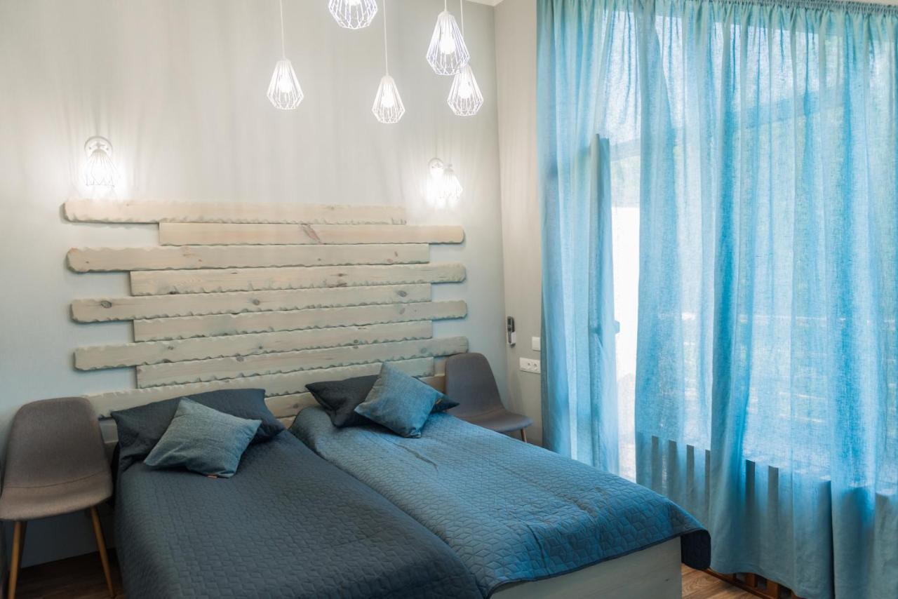 Golden Park Apartments Umanʼ Exterior foto