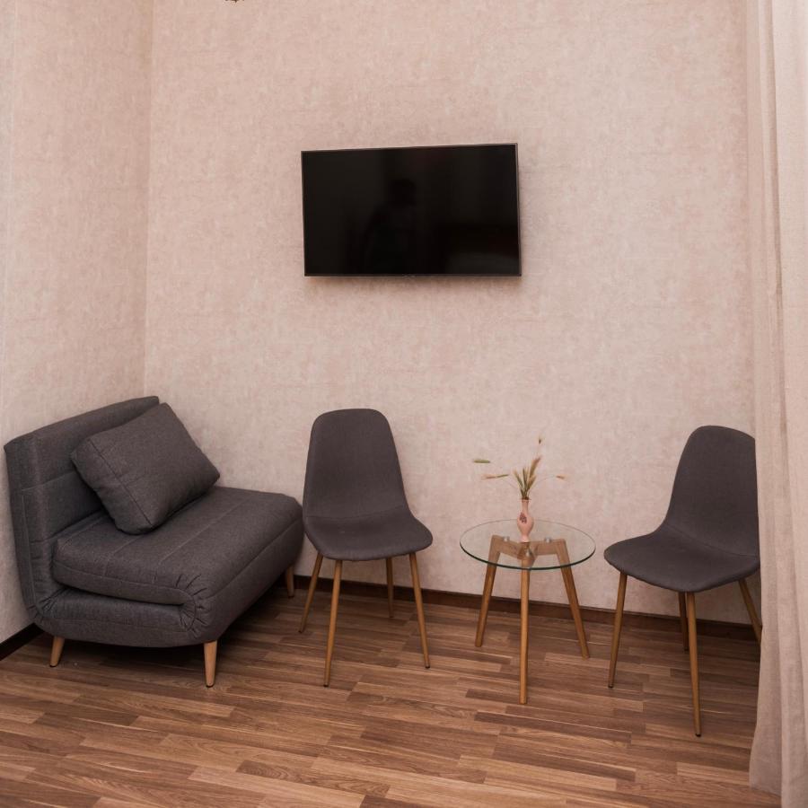 Golden Park Apartments Umanʼ Exterior foto